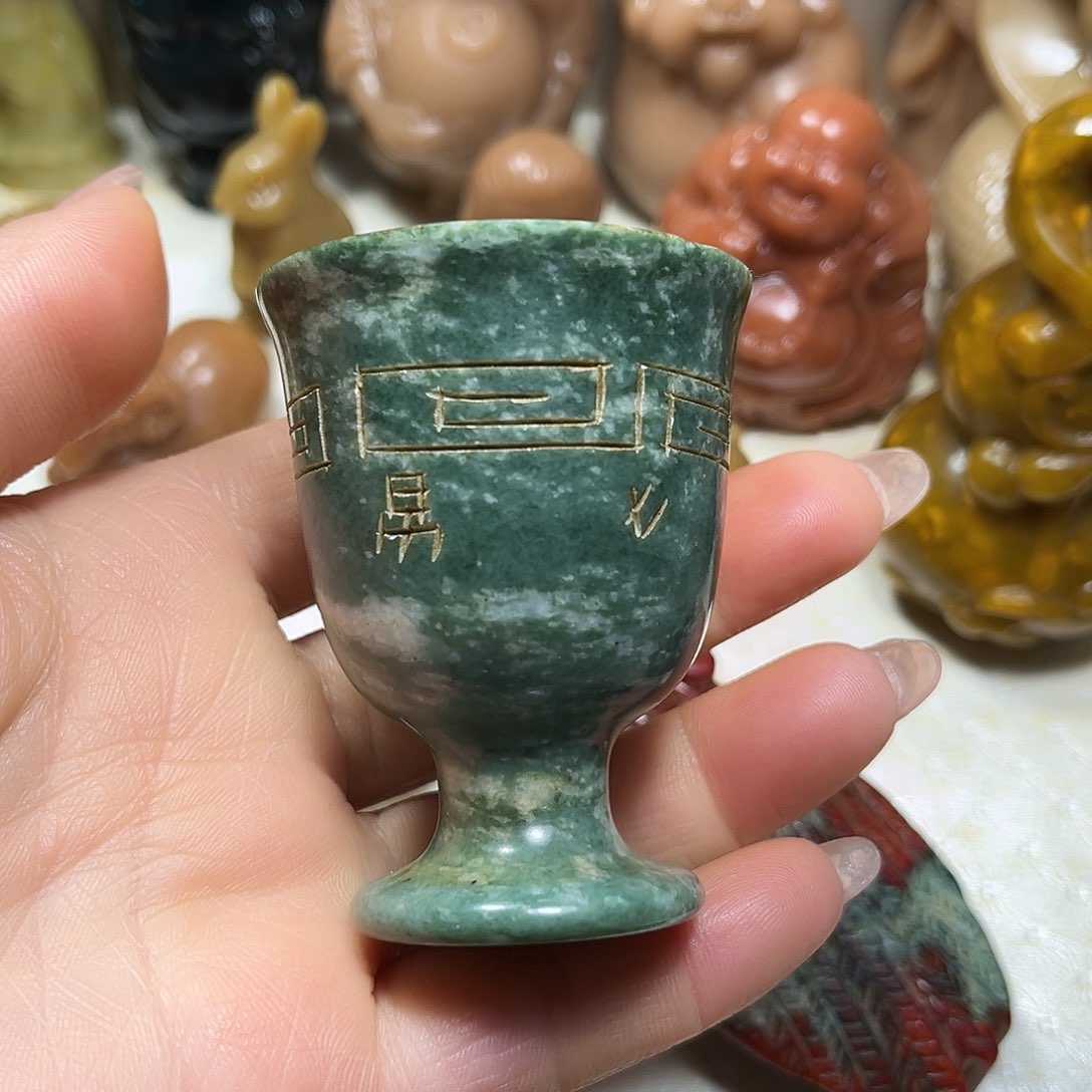 白玉菩提吊坠白玉菩提吊坠