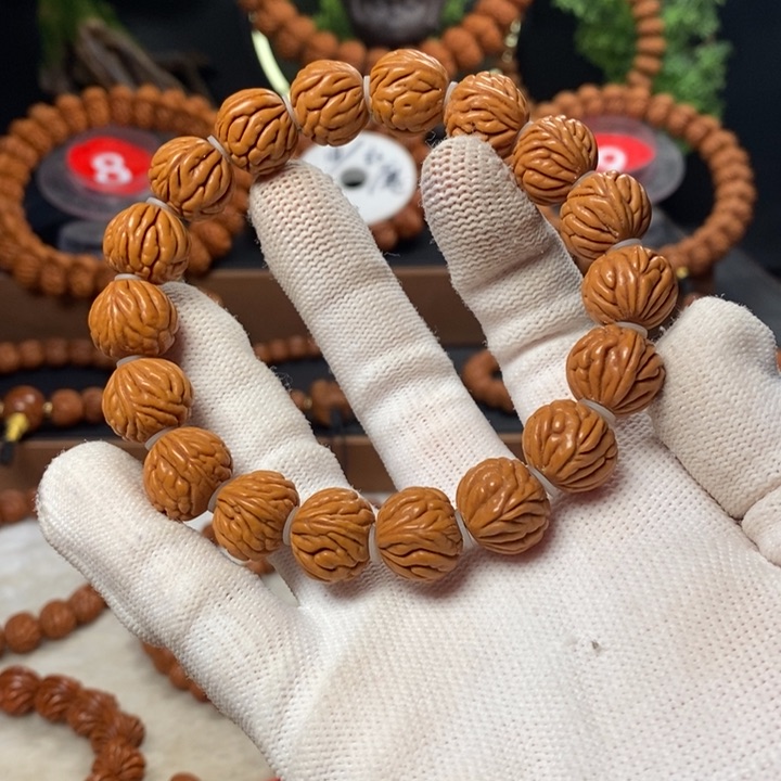 桃核吊坠秦岭龙纹