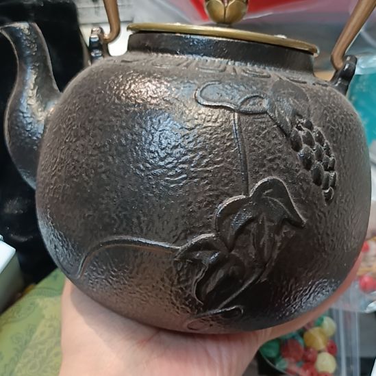 藏六铁壶瓷器瓷器瓷器瓷器瓷器瓷器瓷器