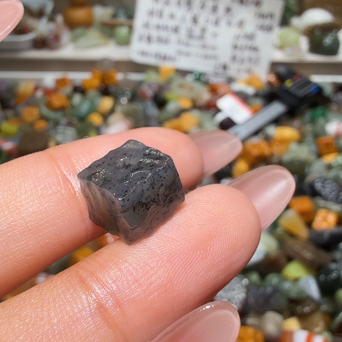 和田玉未镶嵌珠宝奇石