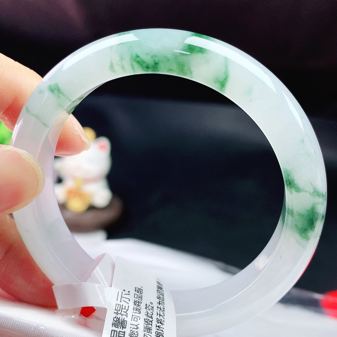 未镶嵌手镯翡翠52圈