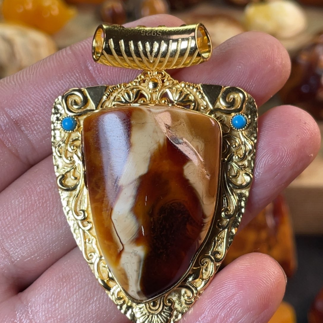 定制琥珀天然蜜蜡