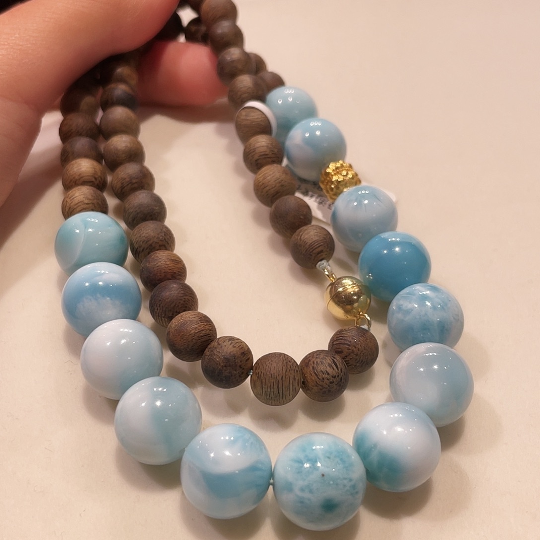 针钠钙石（海纹石）未镶嵌颈饰