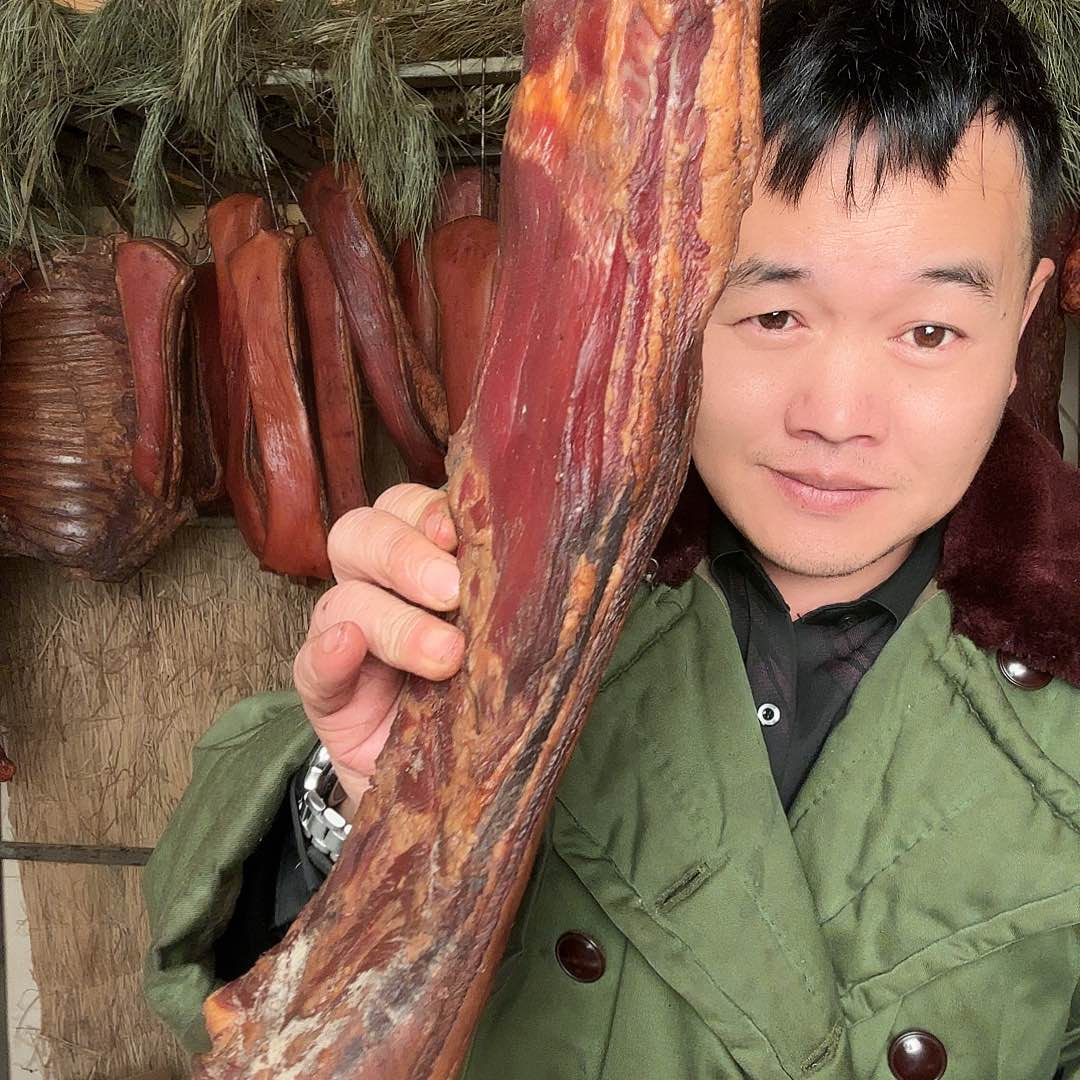 2.1 斤贵州腊肉土猪肉五花肉