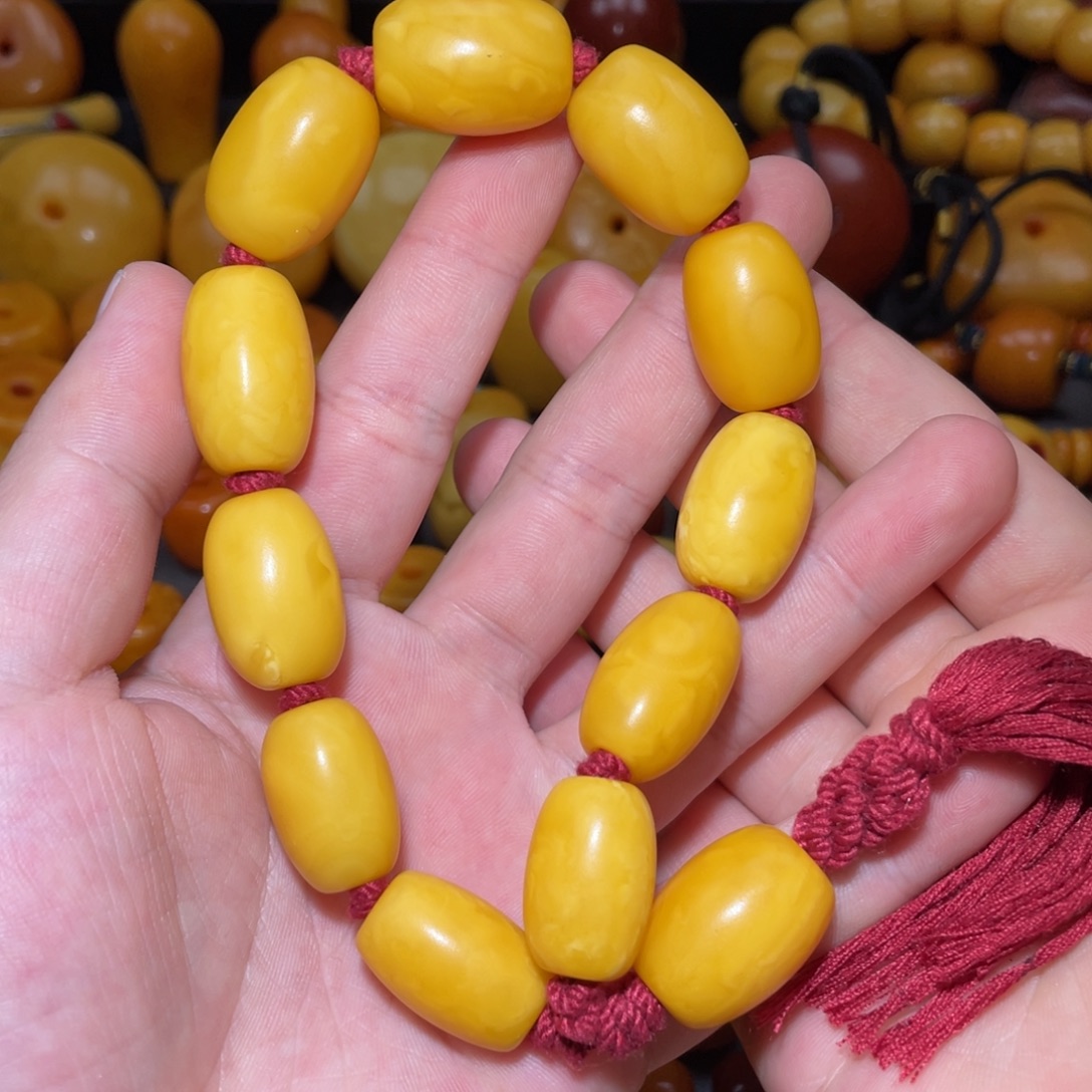 琥珀未镶嵌裸石手持