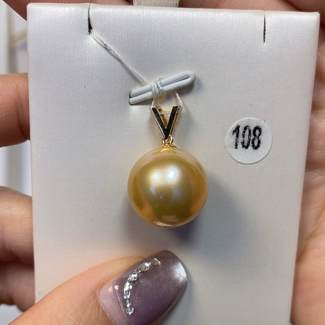18K金镶嵌海水珍珠吊坠(不含链)