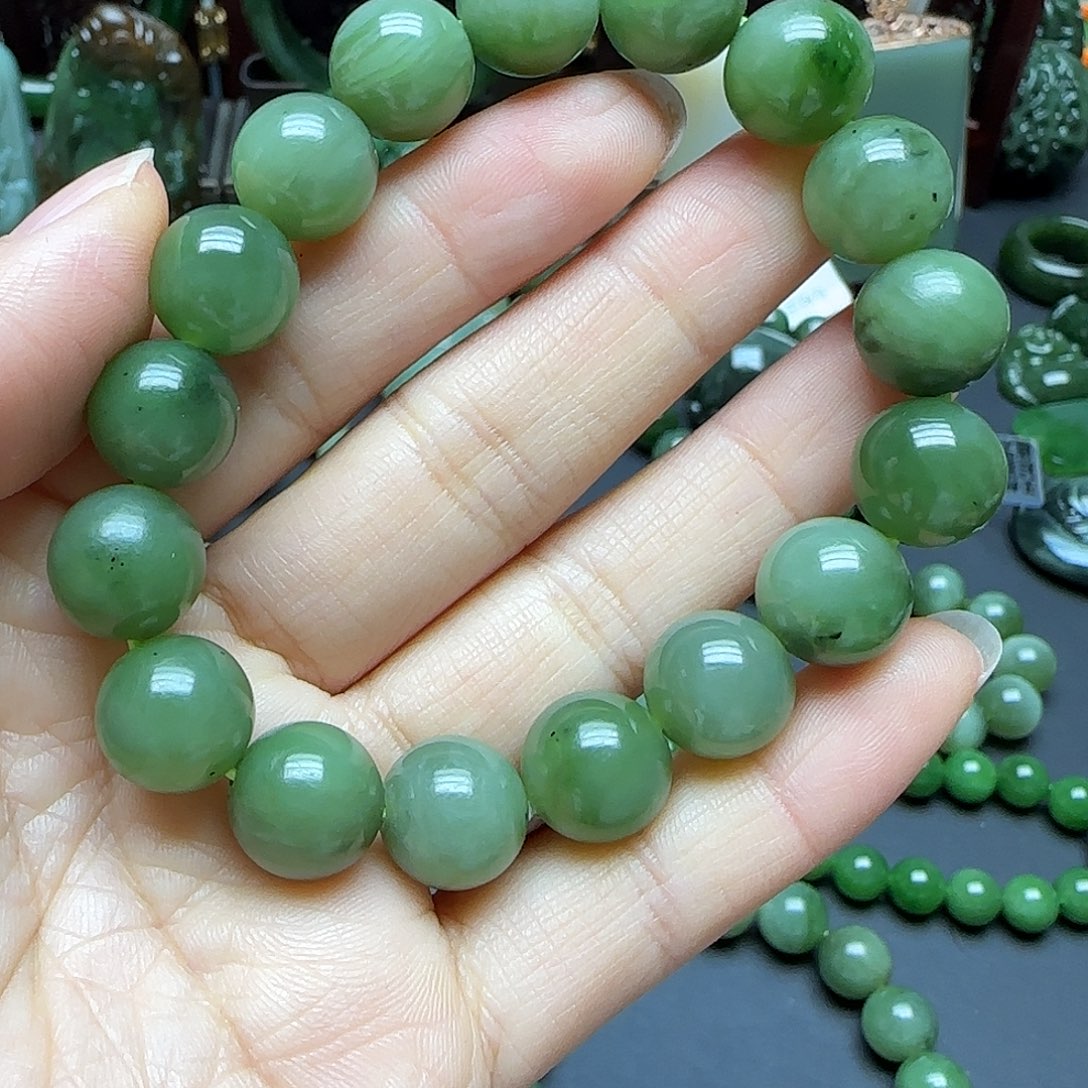 和田玉手串未镶嵌