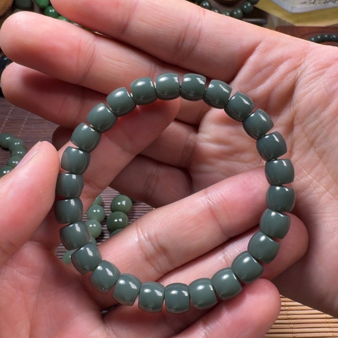 和田玉手链未镶嵌