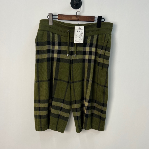 99新 BURBERRY/博柏利 男士格纹羊毛短裤/S码偏大/0432