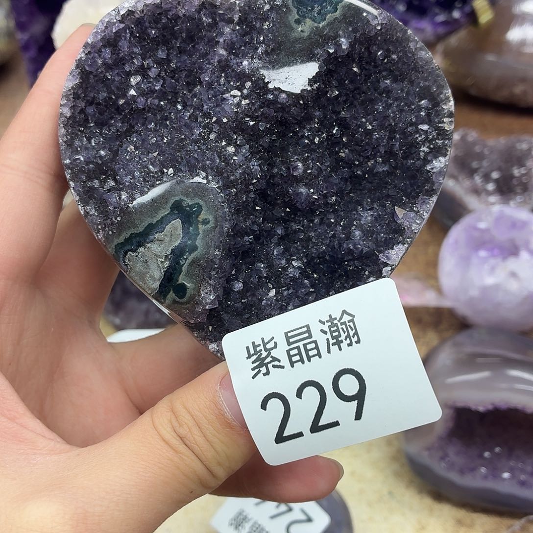 黄晶未镶嵌大型摆件（非配饰）