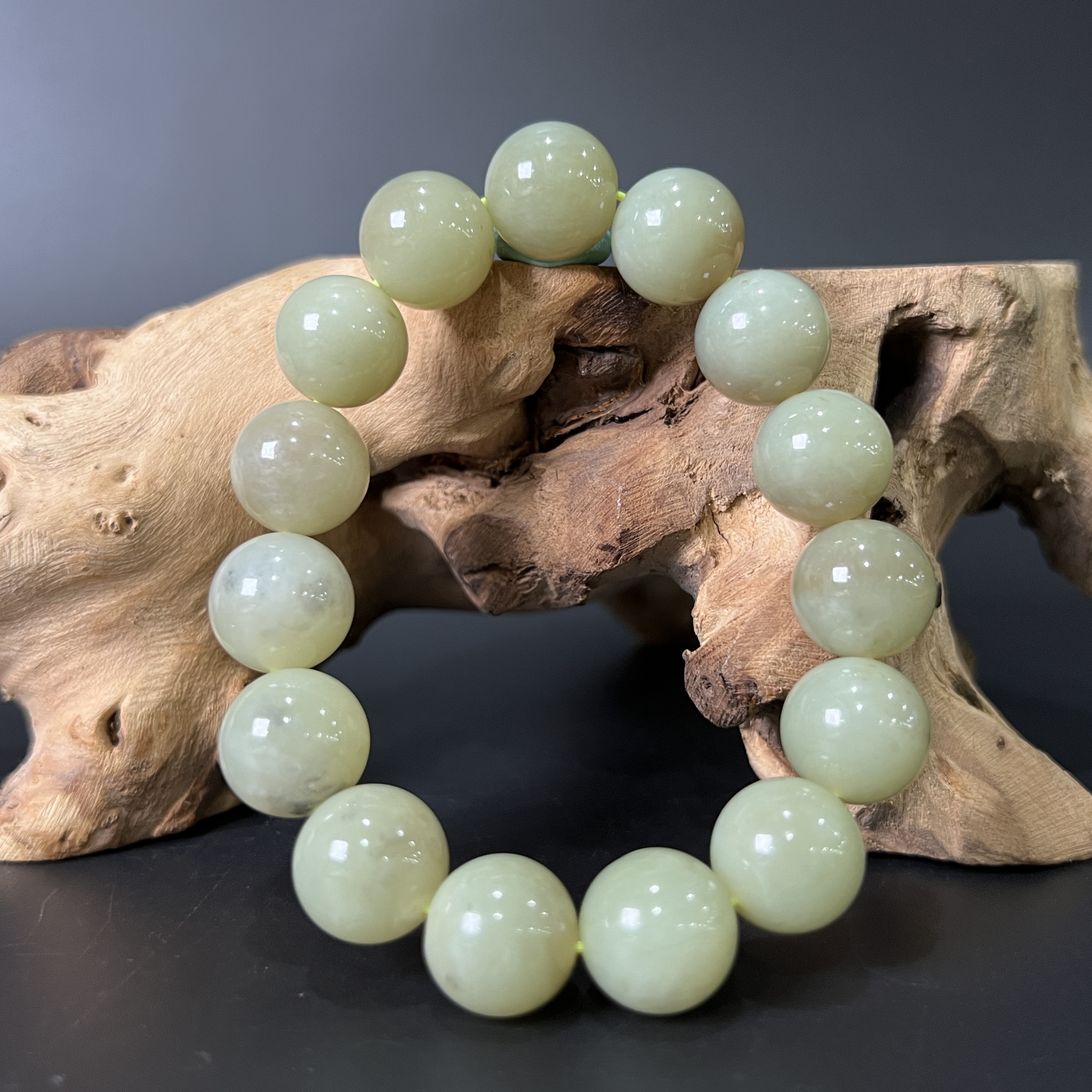 0926GC111和田玉手串