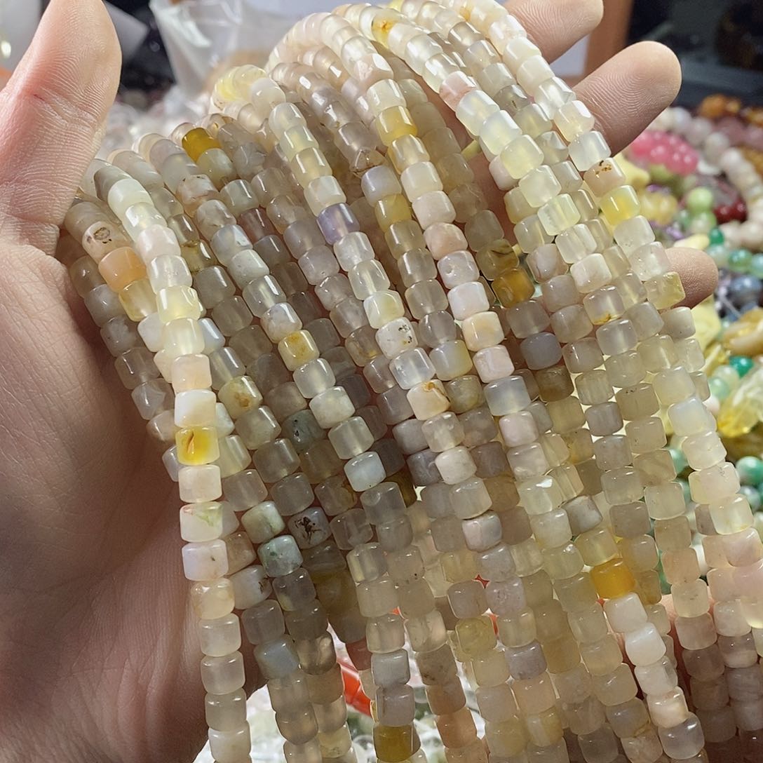 玛瑙/玉髓珠宝半成品未镶嵌一条微瑕6mm樱花玛瑙车轮珠天然