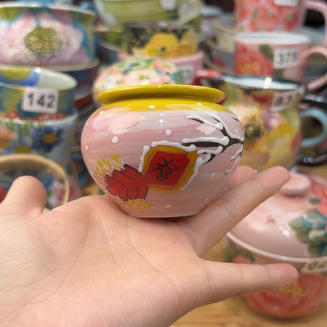 瓷片兔兔哈哈好可爱