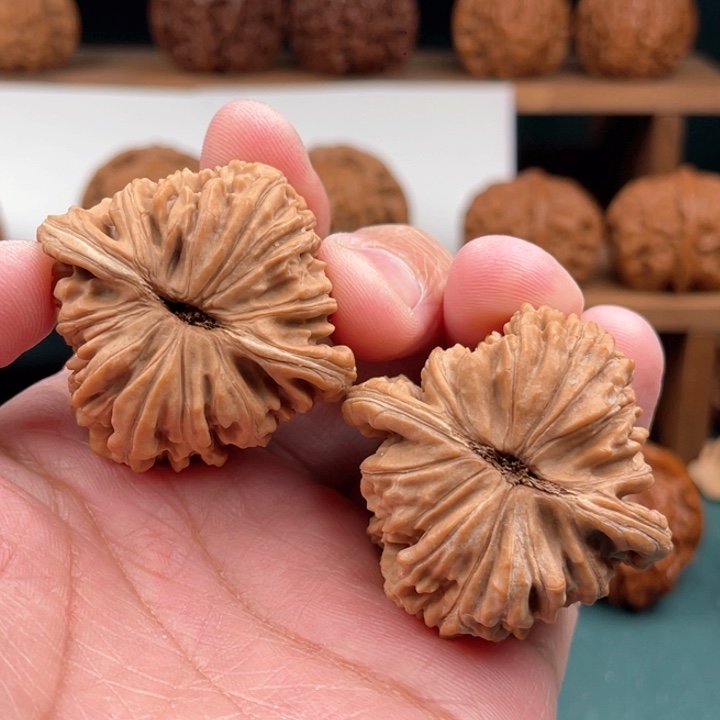 文玩核桃把件文玩核桃平谷四座楼