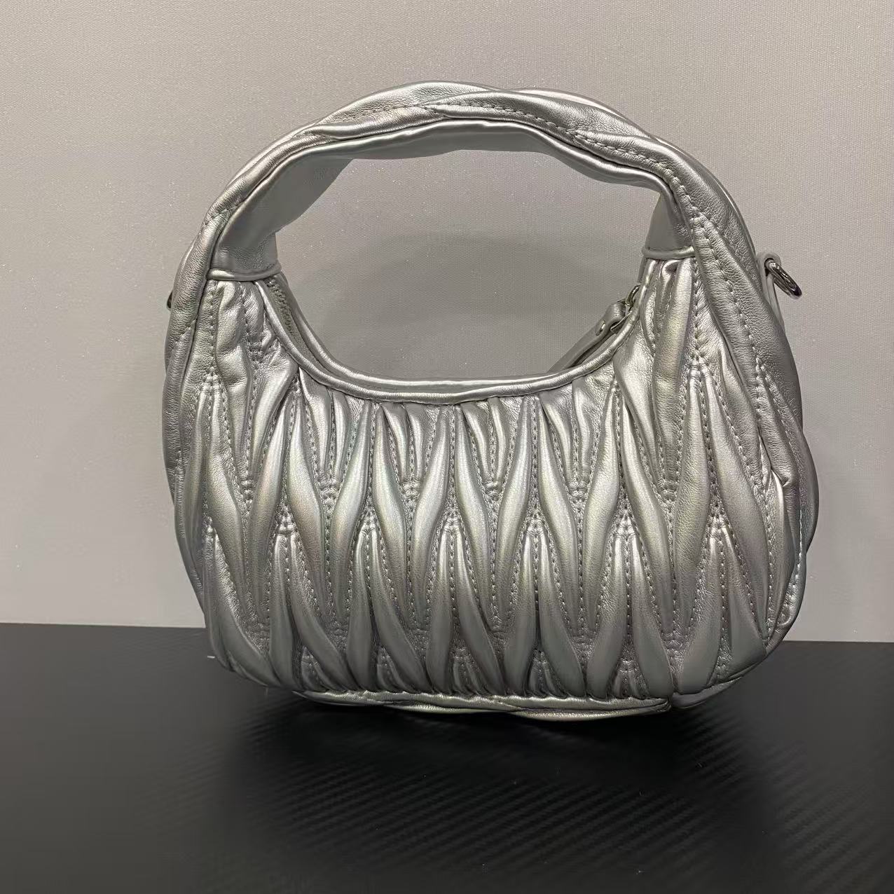 轻奢高定手工真皮包-UM69003-褶皱-缪-银