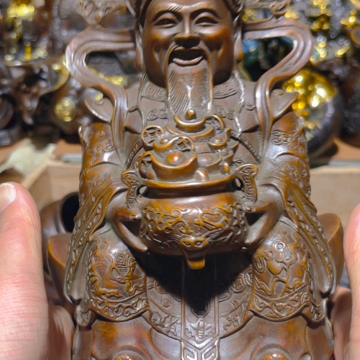 铜的。全清了。一件不留！不磨叽