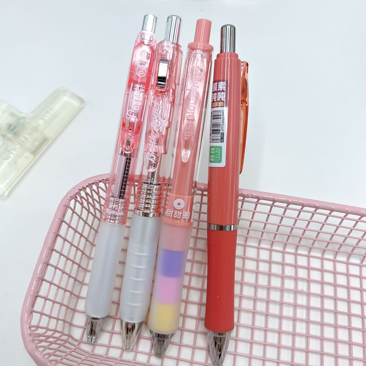 【黑墨/4支】X08天使粉,繁花,碳素吨吨,甜甜圈..掉封蜡不售后