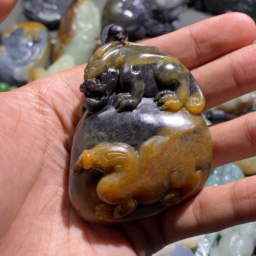 【闪购商品】和田玉把件未镶嵌是****开