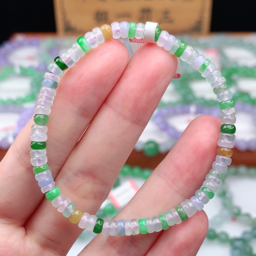 翡翠手链未镶嵌翡翠