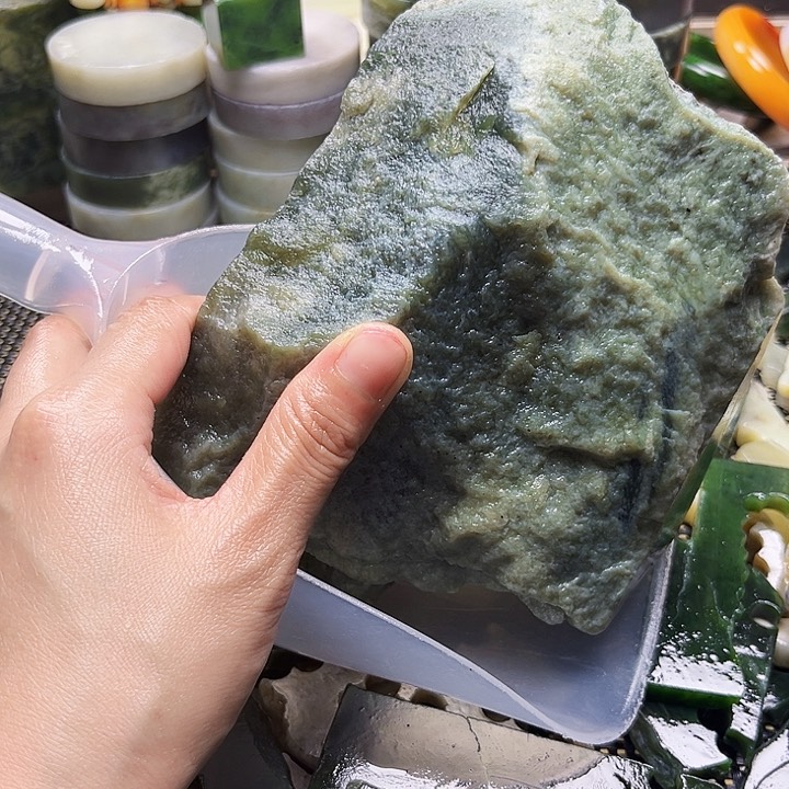 碧石珠宝奇石合金