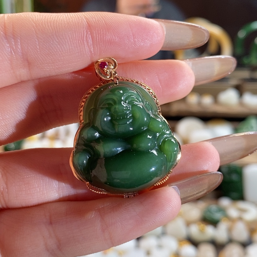 【闪购商品】和田玉吊坠18K金镶嵌