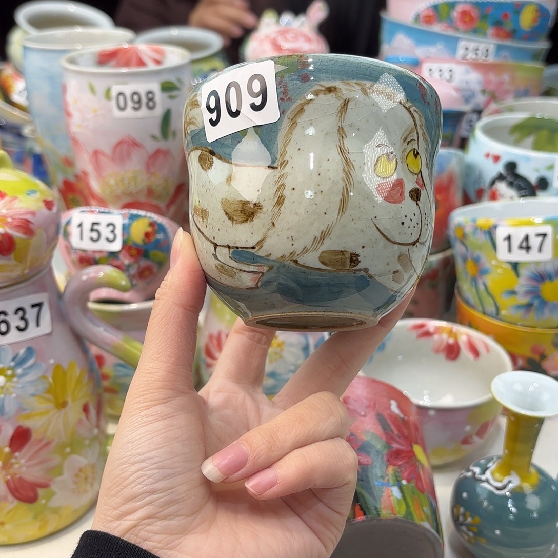 瓷片兔兔好可爱呀