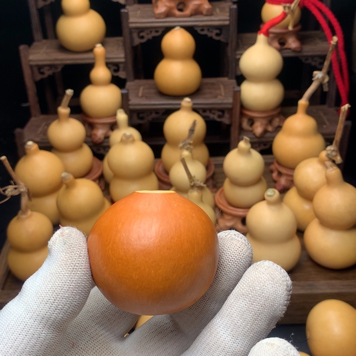 泛***包13.8老皮文玩葫芦