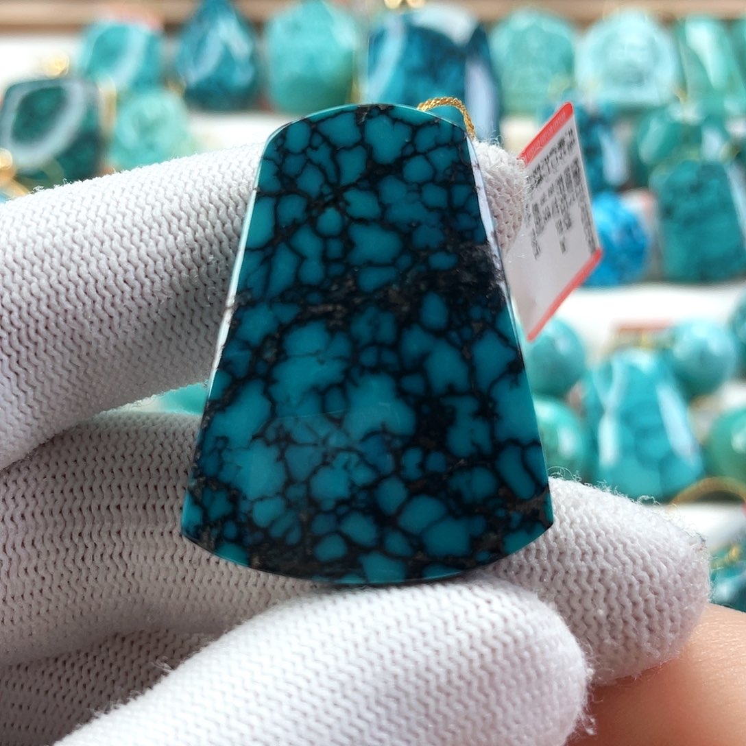 绿松石未镶嵌车挂