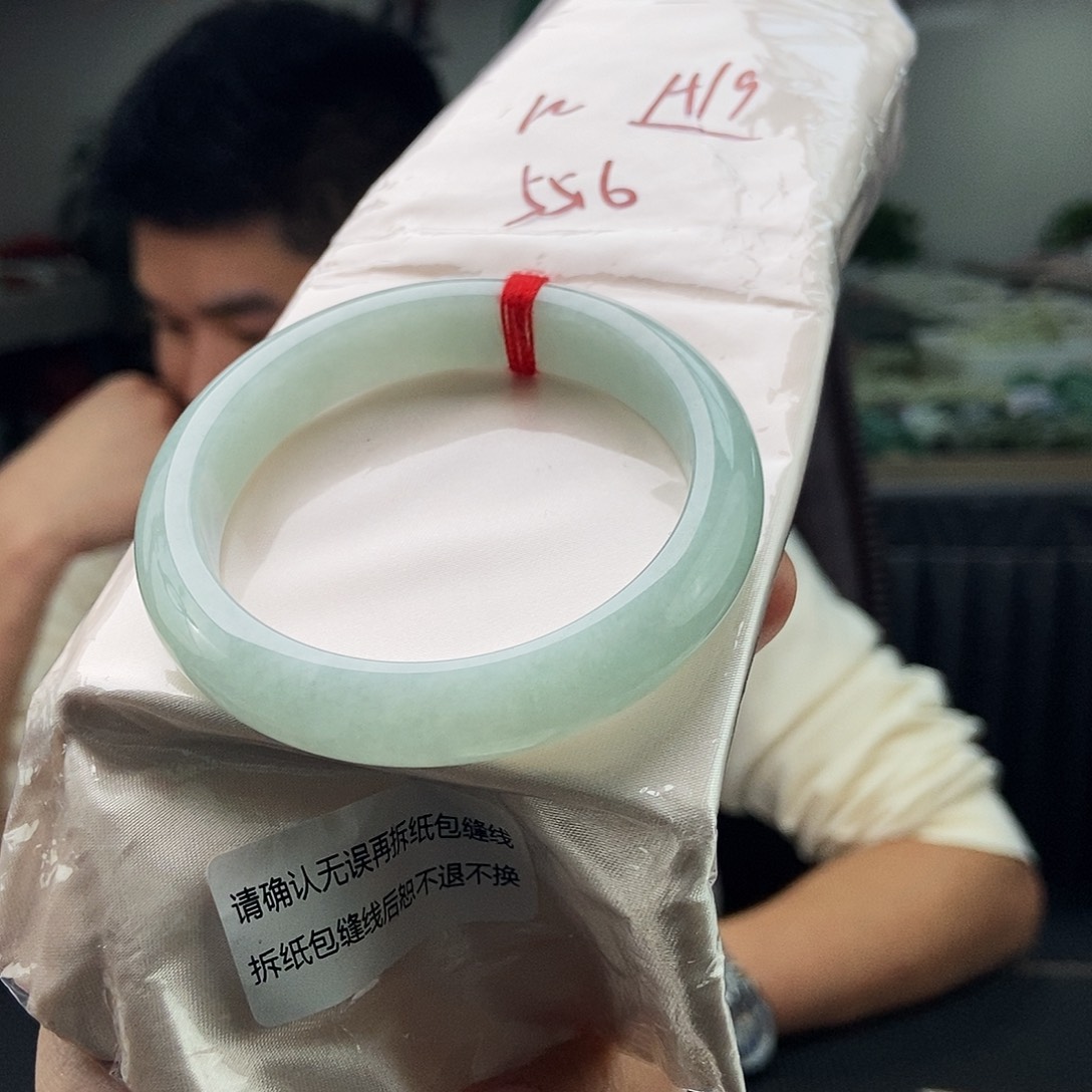 翡翠未镶嵌手镯拍一发一
