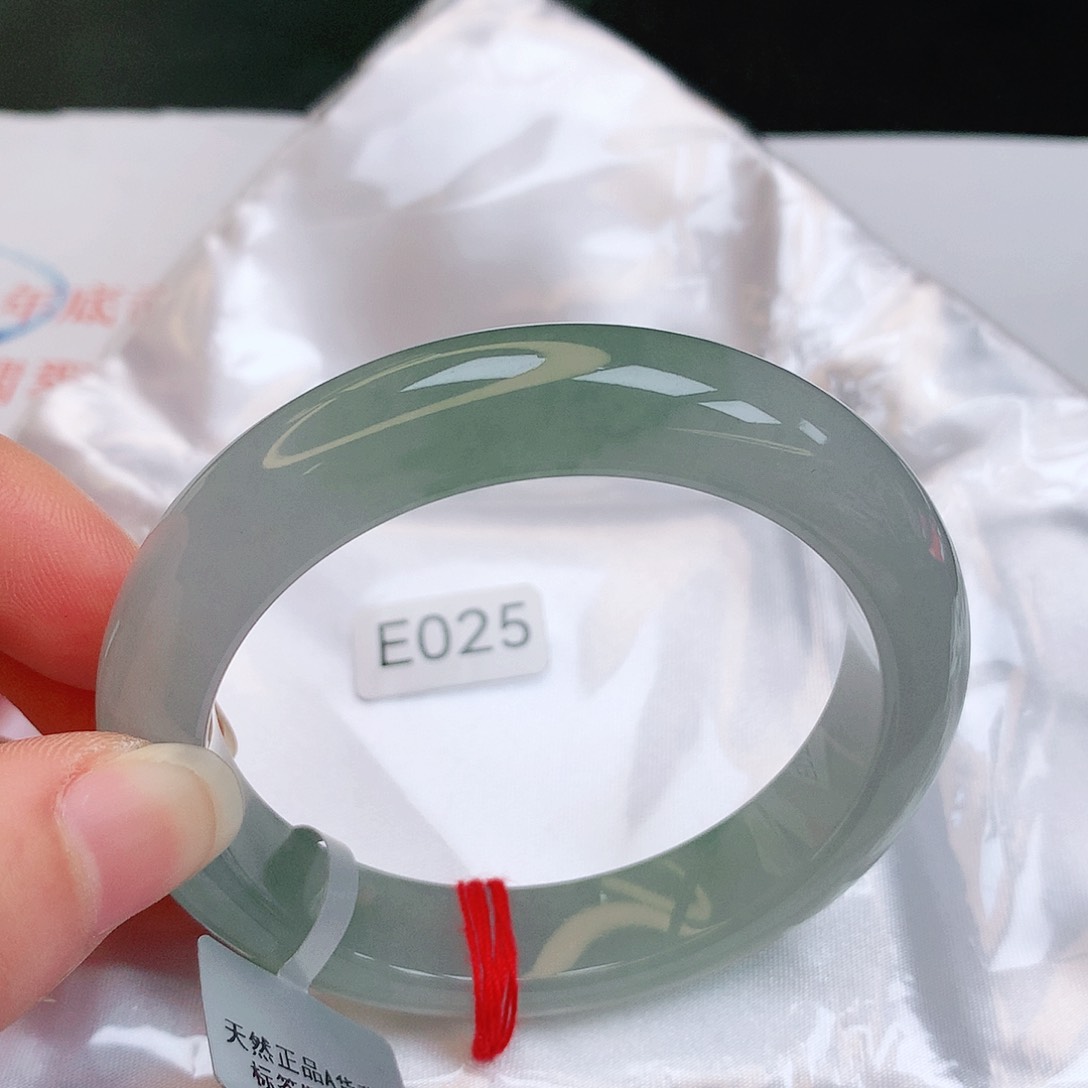 【闪购商品】翡翠手镯未镶嵌缅甸天然a货翡翠