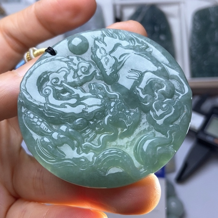 翡翠未镶嵌挂件翡翠
