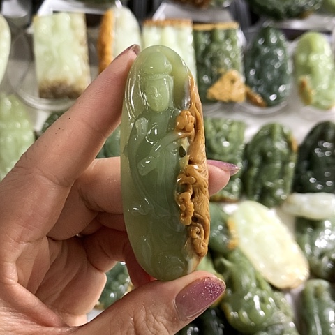 岫岩河磨玉（透闪石质玉）吊坠未镶嵌