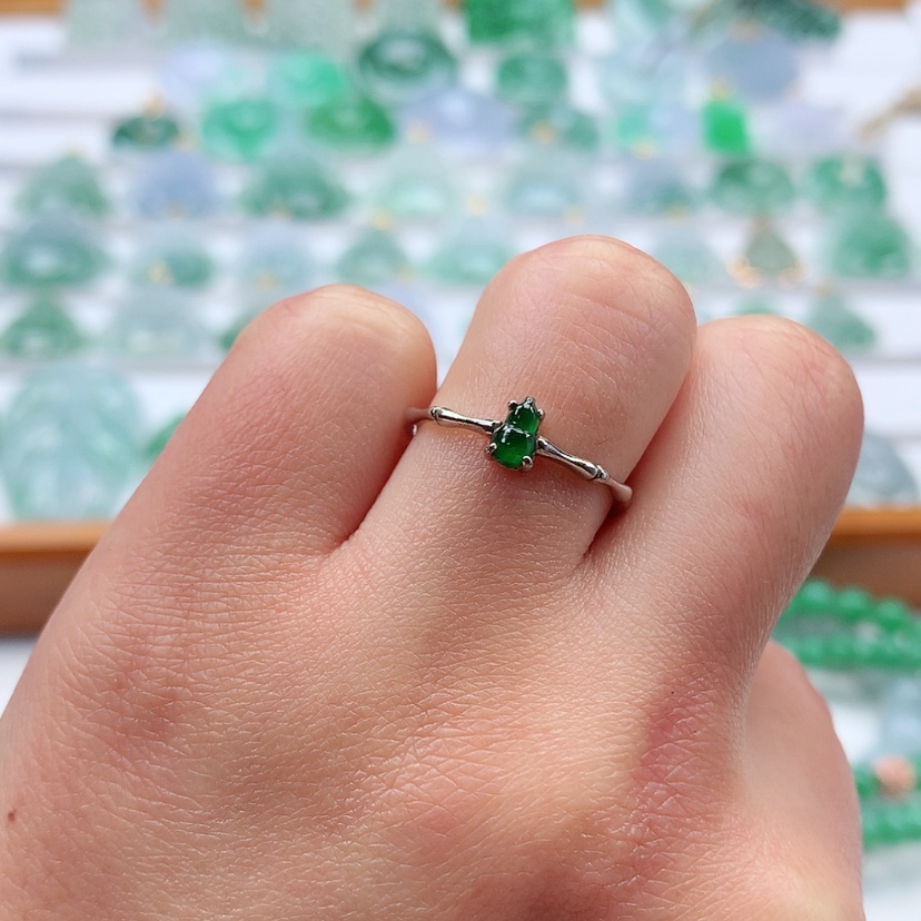 【闪购商品】翡翠吊坠(不含链)银S925镶嵌