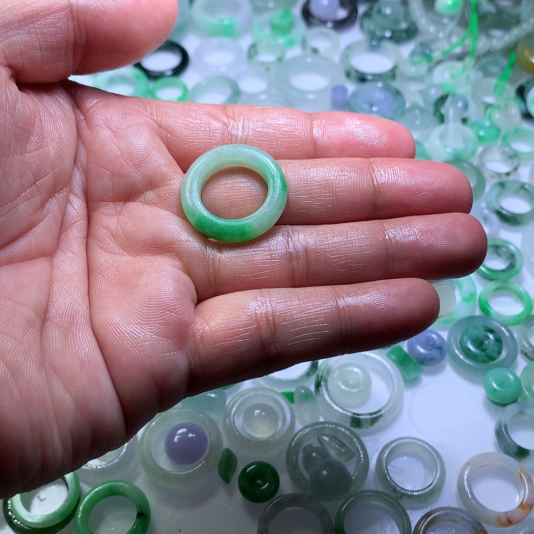 未镶嵌定制翡翠昌****蹈