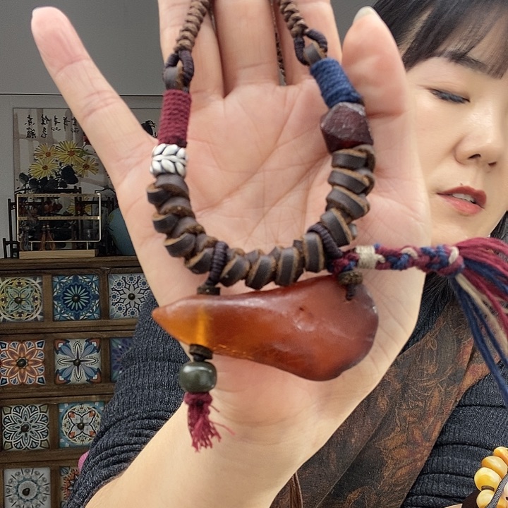 蜜蜡项链未镶嵌项链