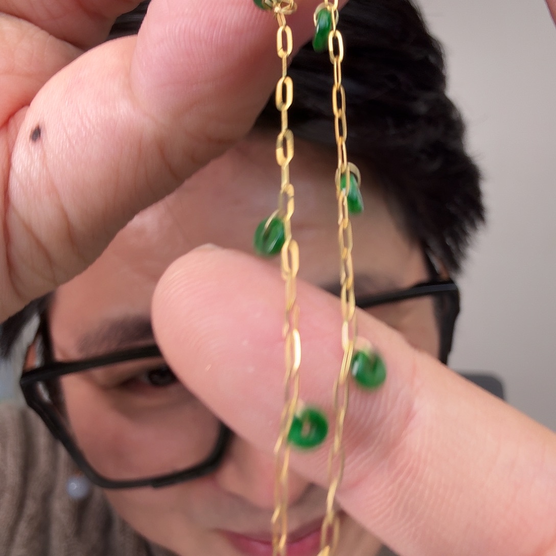 翡翠18K金镶嵌颈饰一件