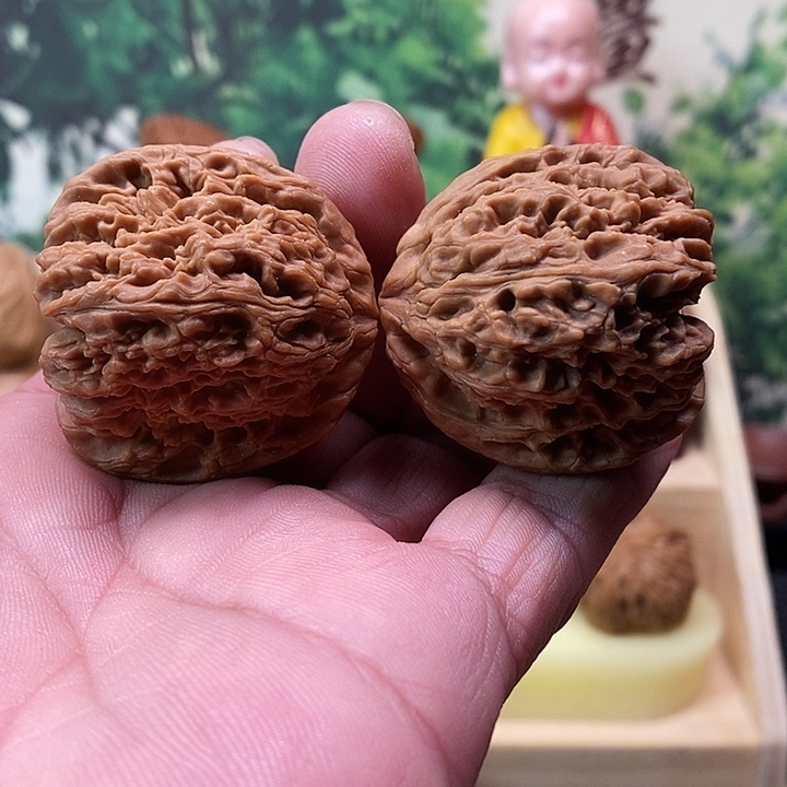 文玩核桃吊坠拉丝凹底涿鹿南疆石