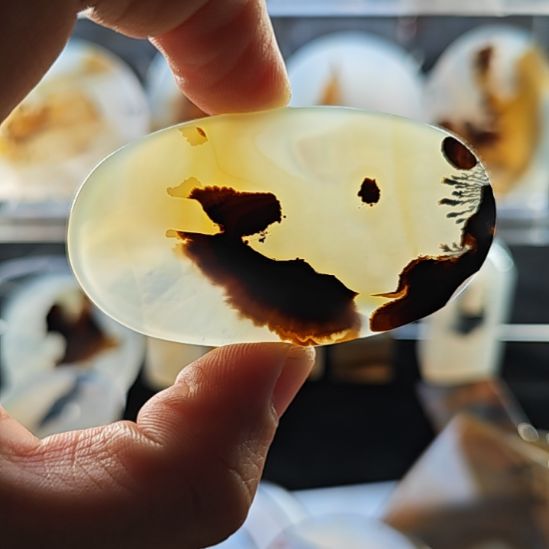 不***语玛瑙/玉髓未镶嵌吊坠(不含链)