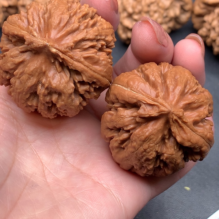 文玩核桃吊坠霸王