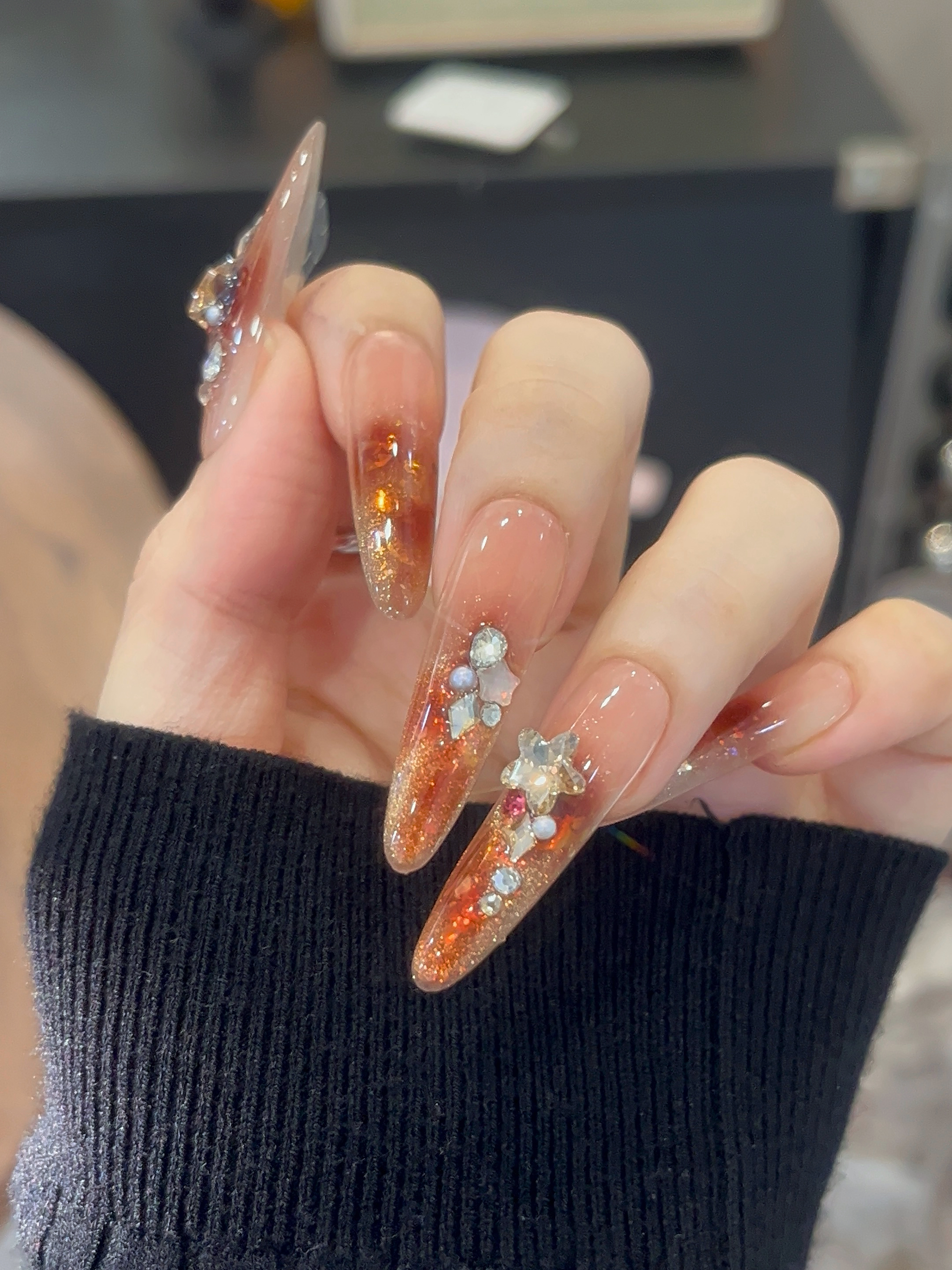 【琥珀秋影】流光甜妹纯欲夏日手工穿戴甲爆闪钻美甲贴片