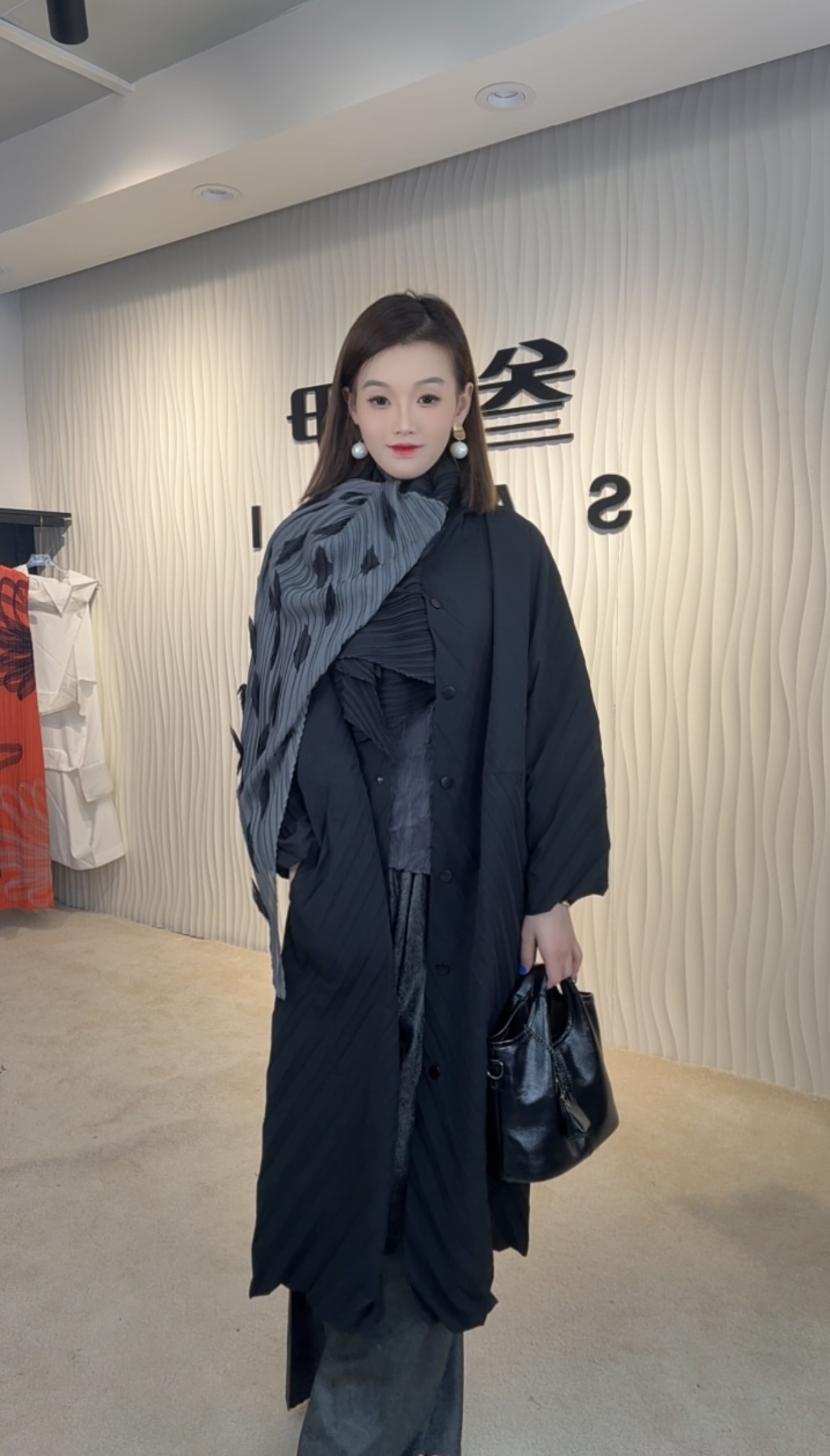【叁伊】廓影诗褶 高级感条纹褶皱大衣冬款加厚保暖风衣女时尚
