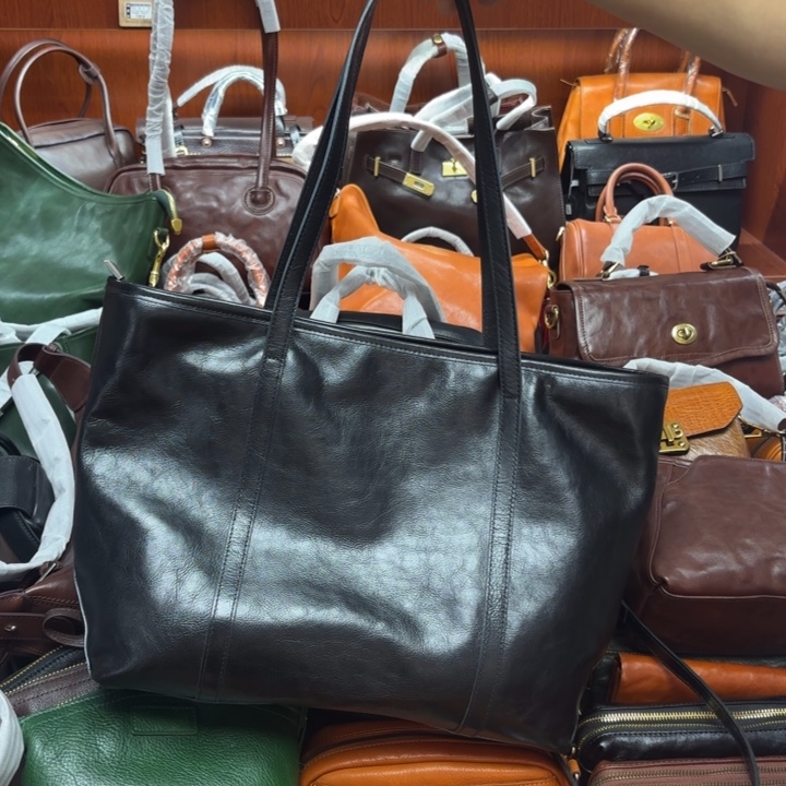 头层牛皮头层牛皮黑色托特包