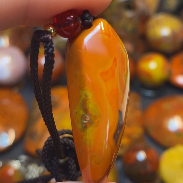玛瑙/玉髓未镶嵌颈饰