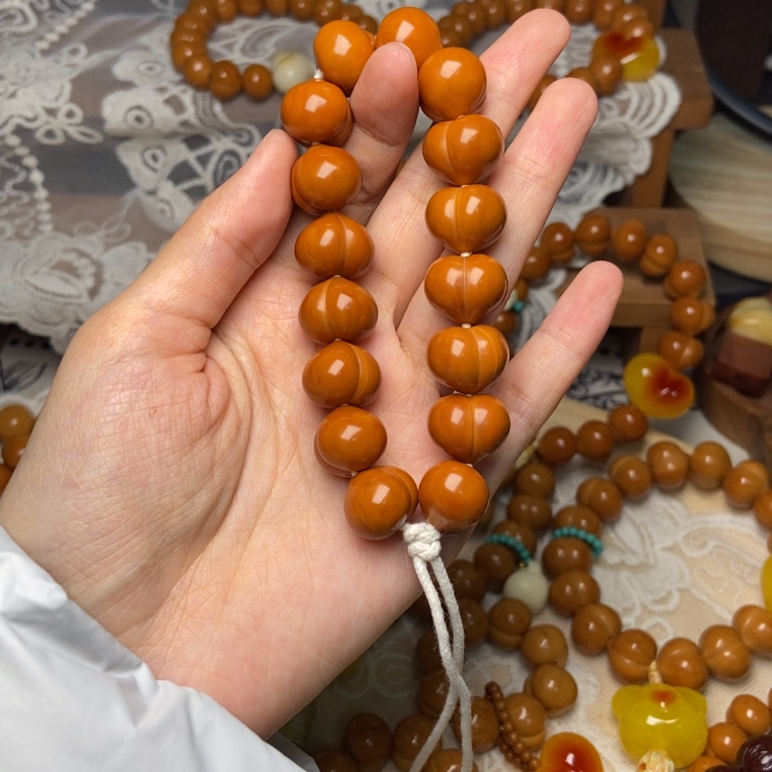 猴头核桃吊坠屁桃玻璃底卡15