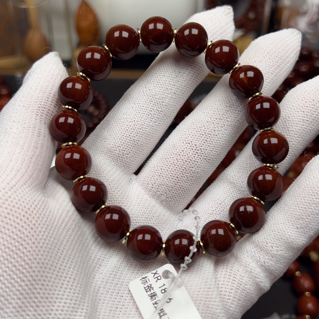 吊坠橄榄核和**财橄榄核