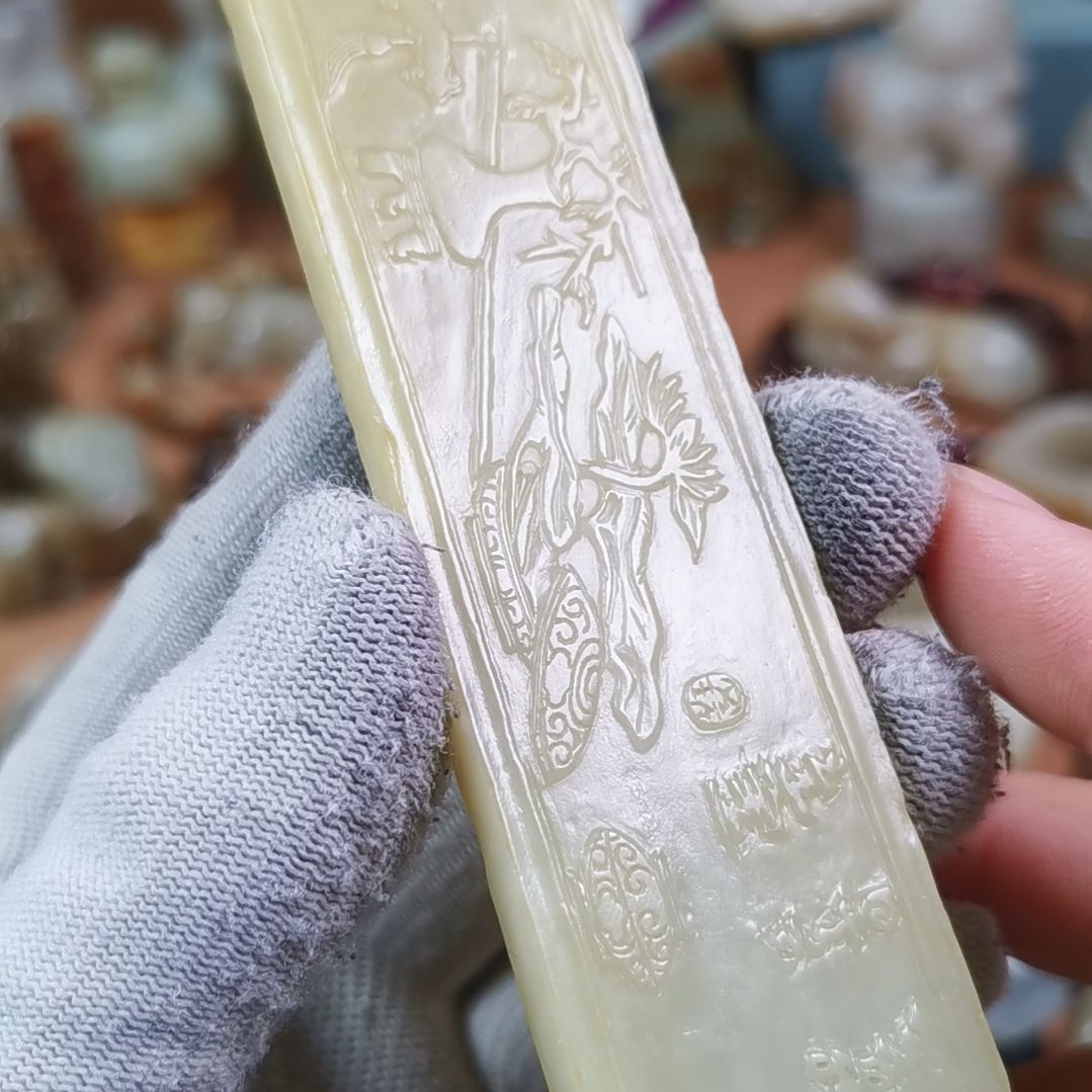 和田玉（糖玉）车挂未镶嵌睽*