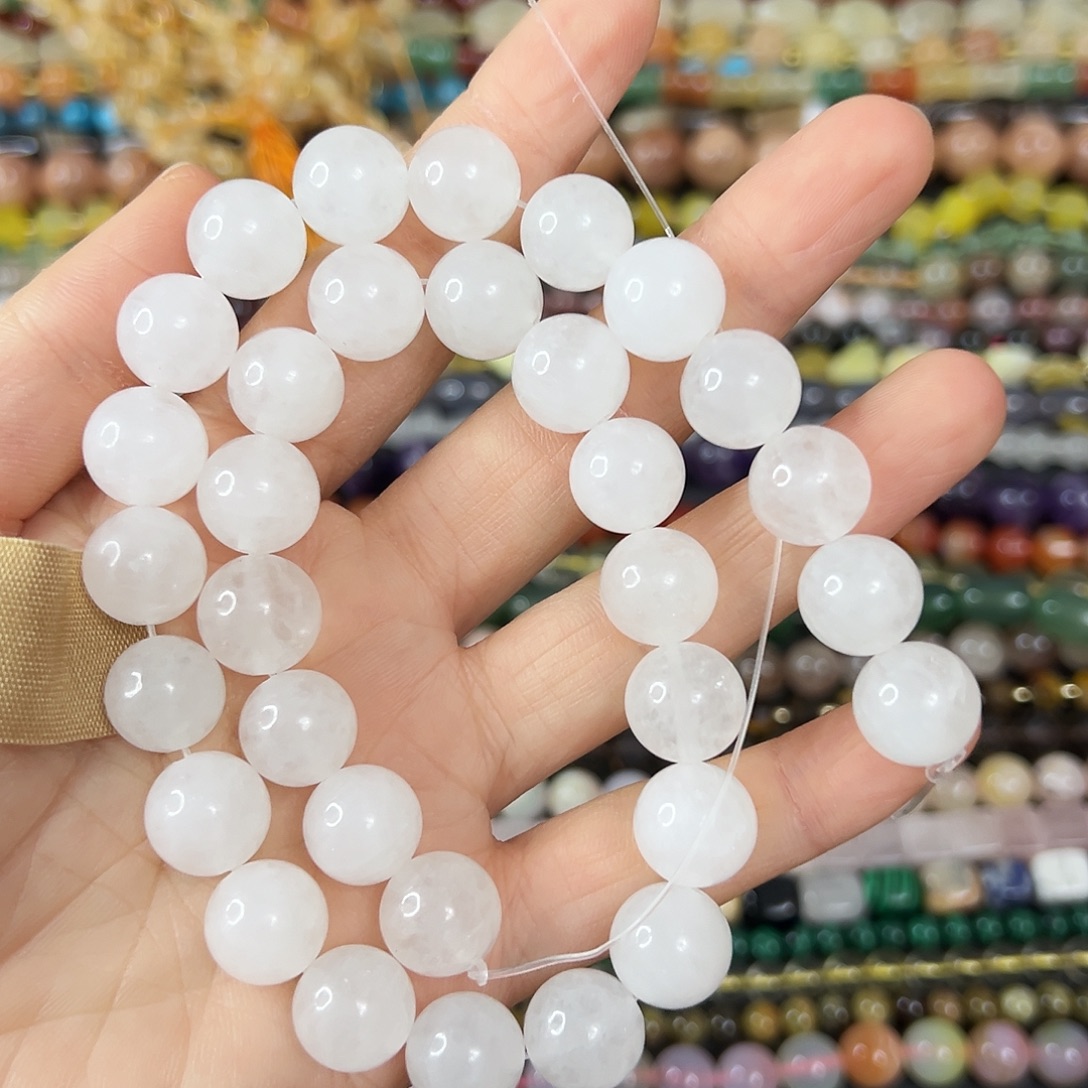 玛瑙/玉髓合金珠宝半成品 卡12奶白水晶一条