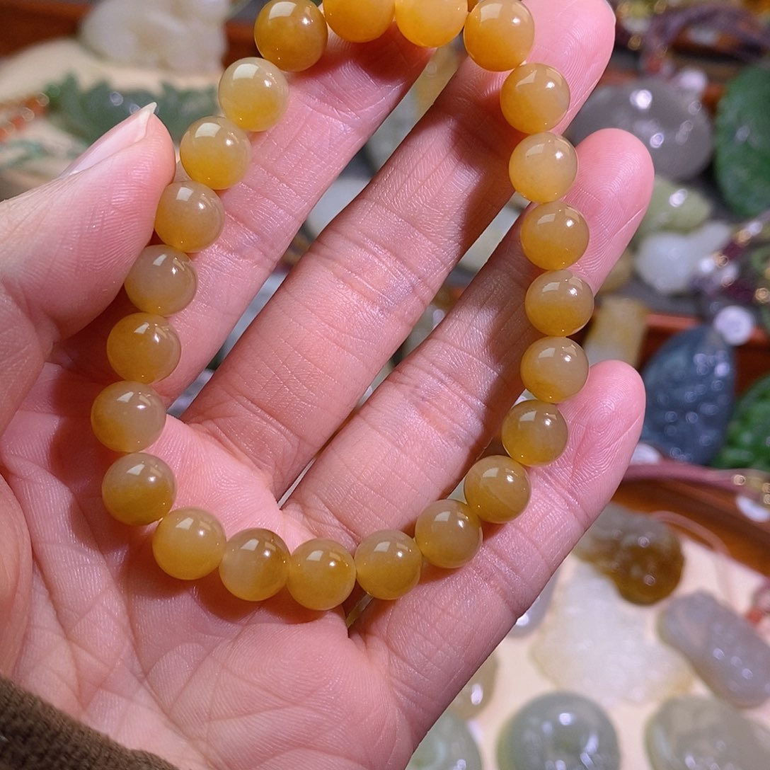 和田玉颈饰未镶嵌是**呀