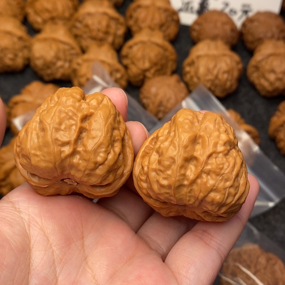 文玩核桃把件H***?蛤蟆38