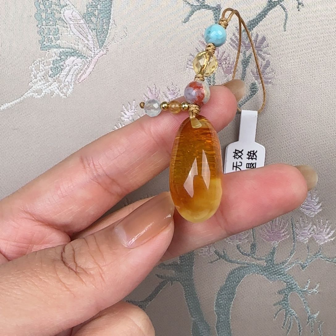 蜜蜡吊坠(赠链)未镶嵌